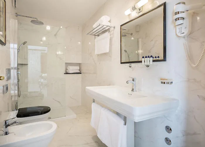 Splendida Palace Frühstückspension 4*