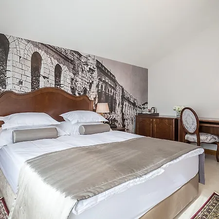Panzió Splendida Palace 4*