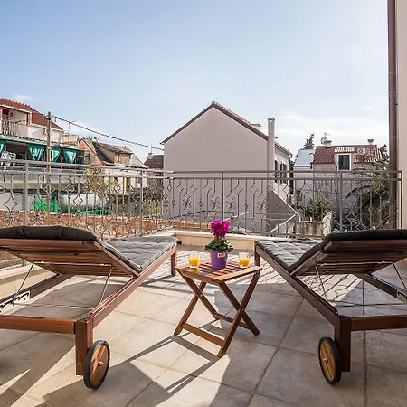 Splendida Palace Oda ve Kahvaltı Split