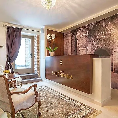 Splendida Palace Bed and breakfast