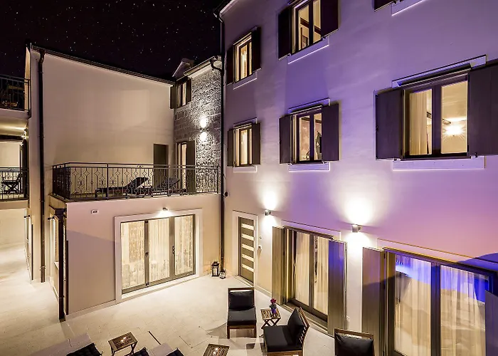 スプレンディダ パレス